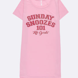 Scoop Neckline